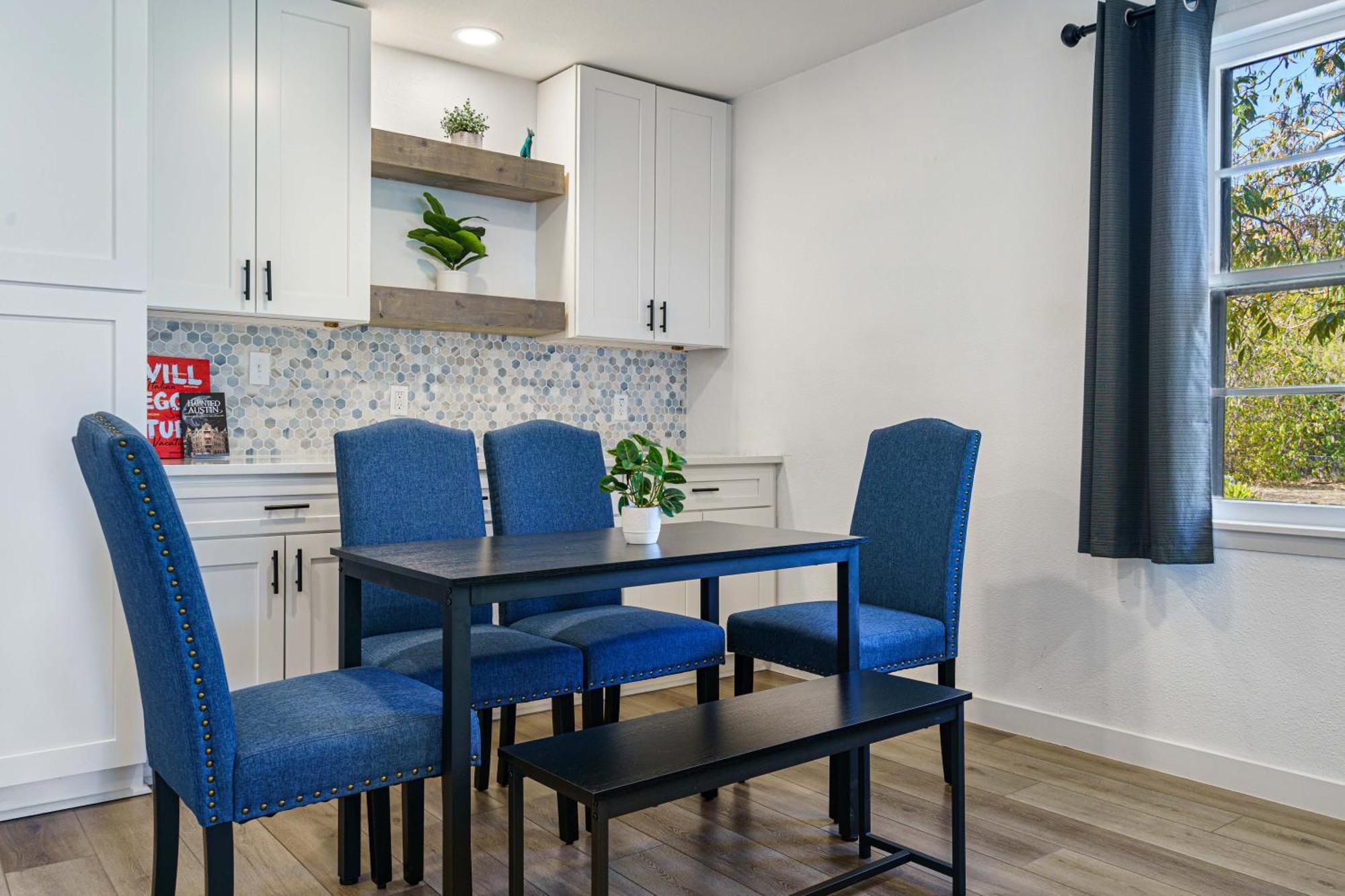 Charming Home In Prime Location! Остін Екстер'єр фото